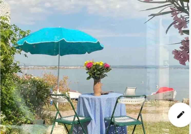 Cabanon De Pecheur En Bord De Lagune Sete Ngoại thất bức ảnh