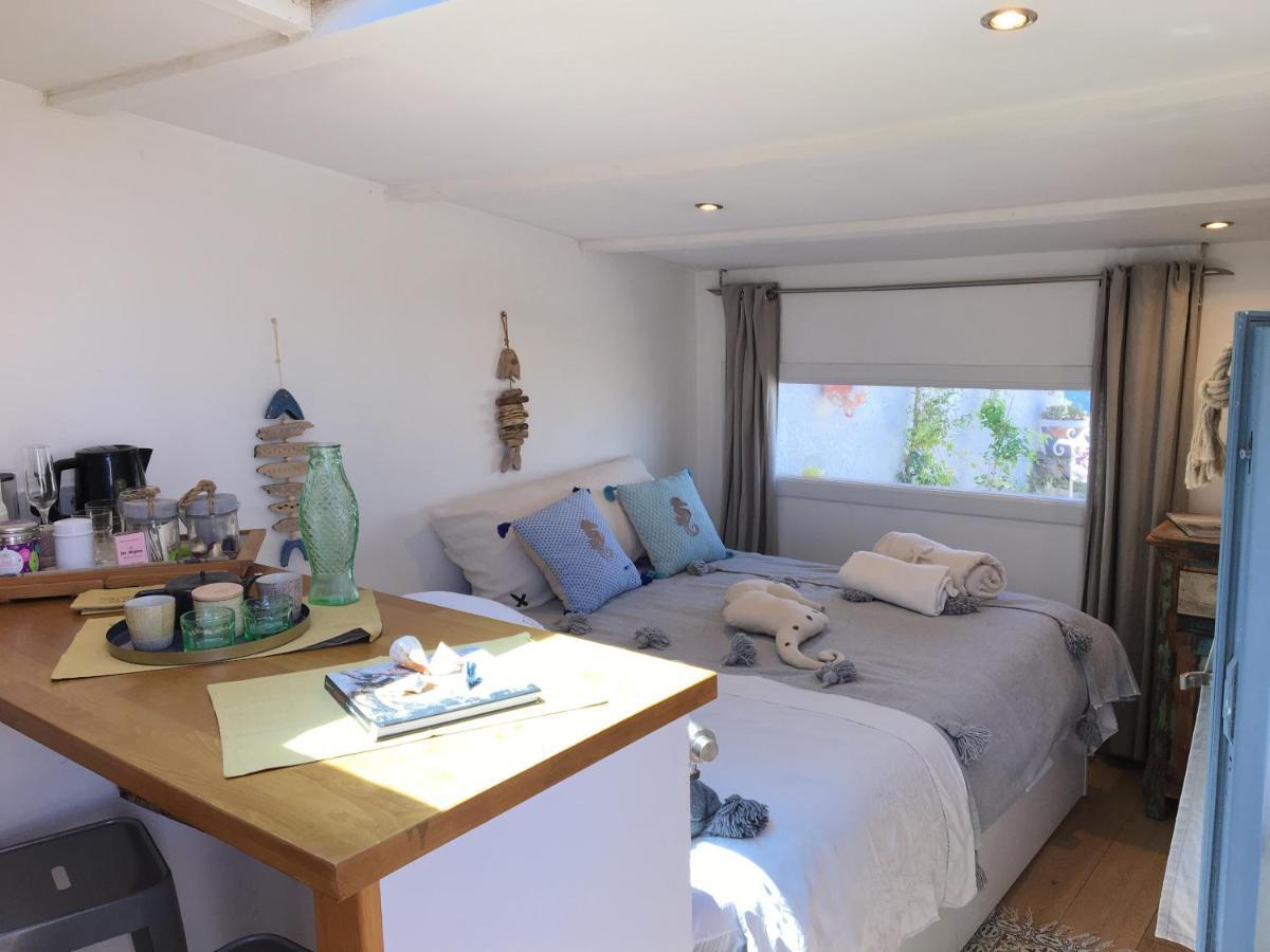 Cabanon De Pecheur En Bord De Lagune Sete Ngoại thất bức ảnh
